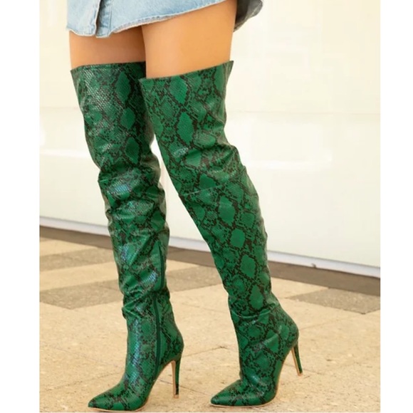 Shoes - Over the Knee Snakeskin boots Green “Danger”